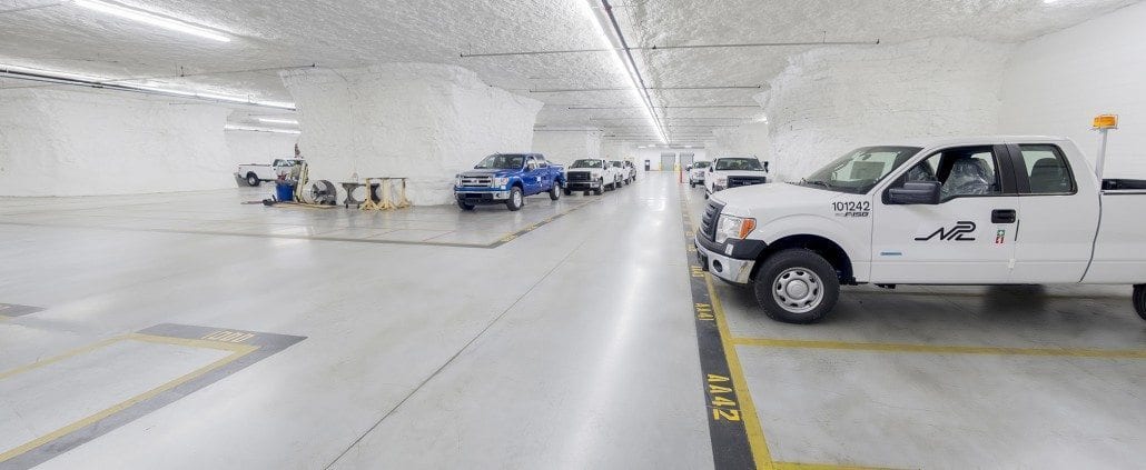 Ford garde son surplus de véhicules dans une grotte de 270 millions d'années. Subtropolis_press_23-1030x423
