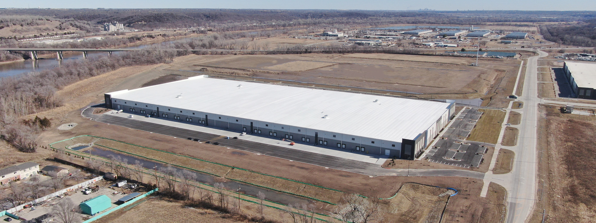 Heartland Logistics Park - 574,732 SF of industrial space available for lease in Shawnee, Kansas