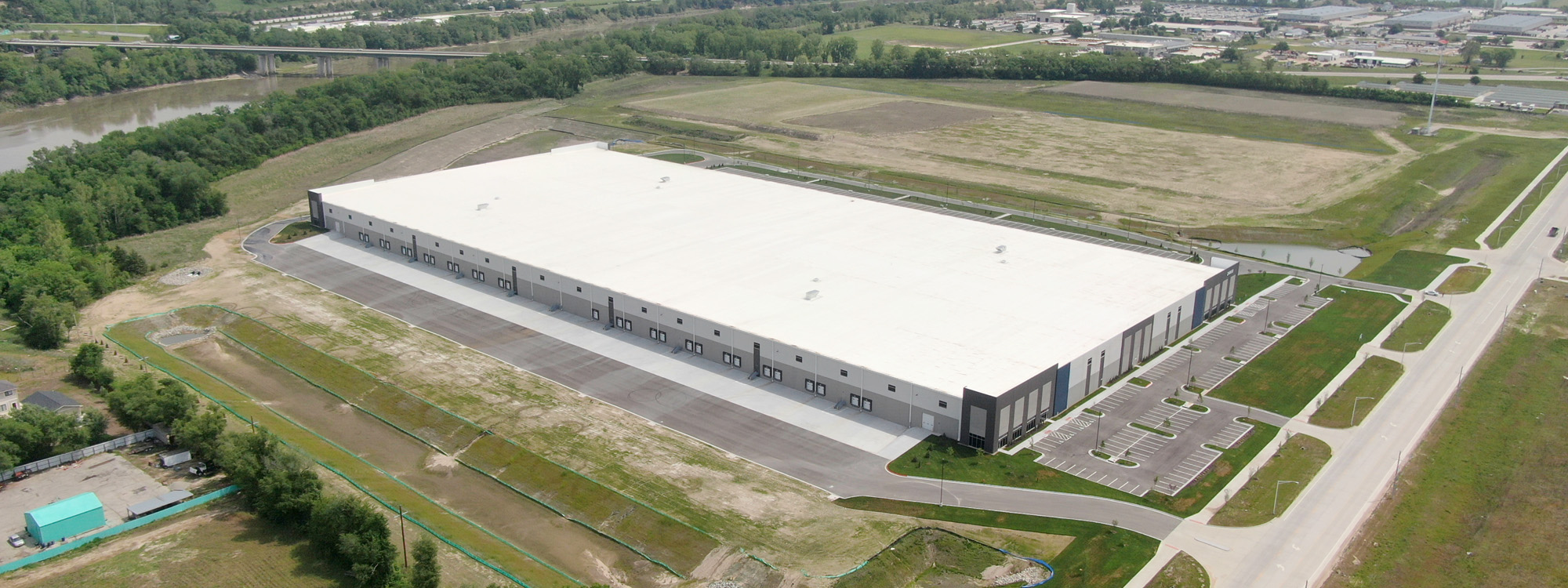 Heartland Logistics Park - 574,732 SF of industrial space available for lease in Shawnee, Kansas