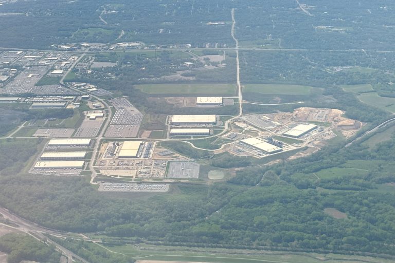 Industrial Development - Hunt Midwest Business Center