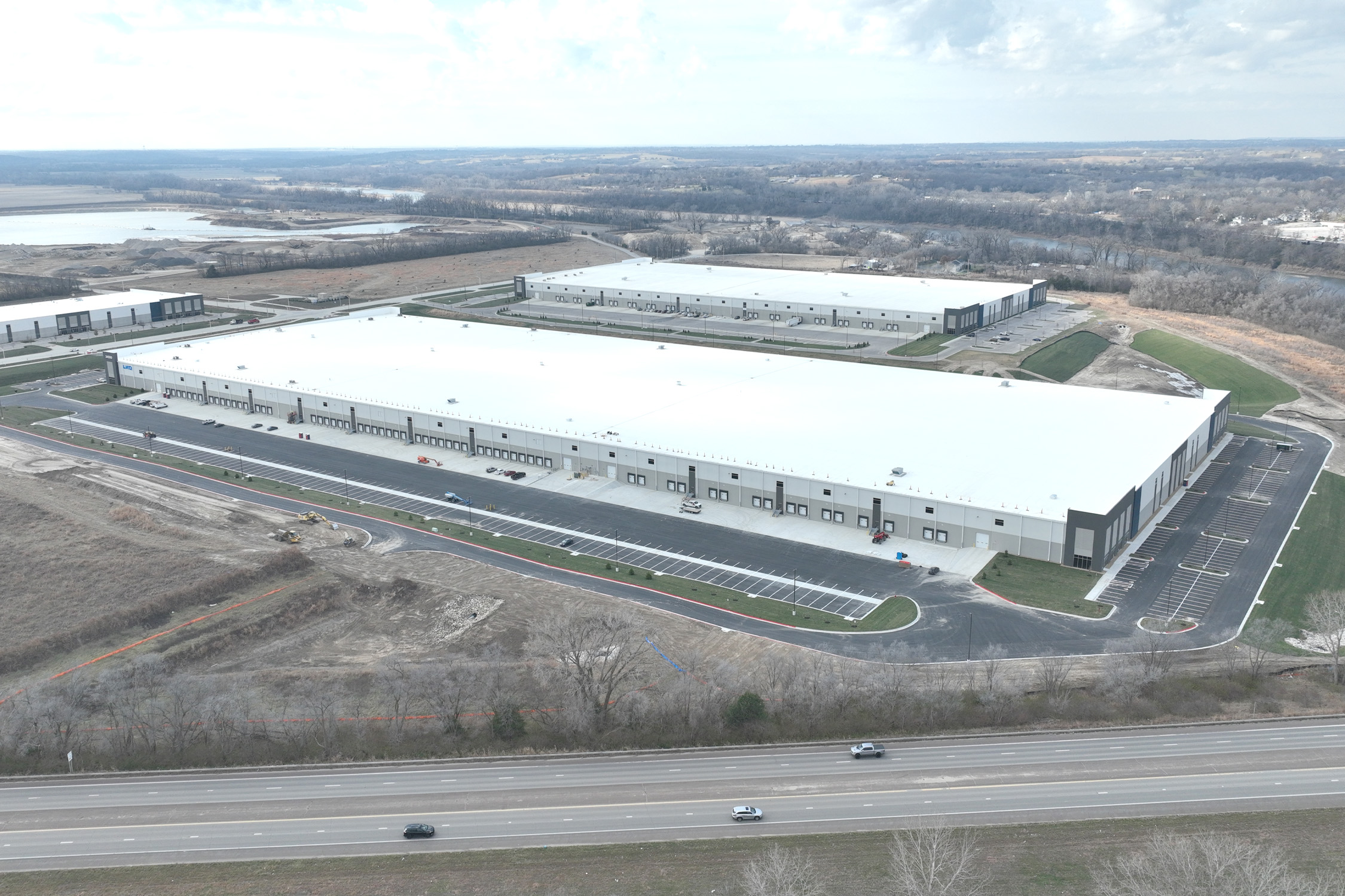 Heartland Logistics Park Building III - 323,572 SF of industrial space available for lease in Shawnee, Kansas