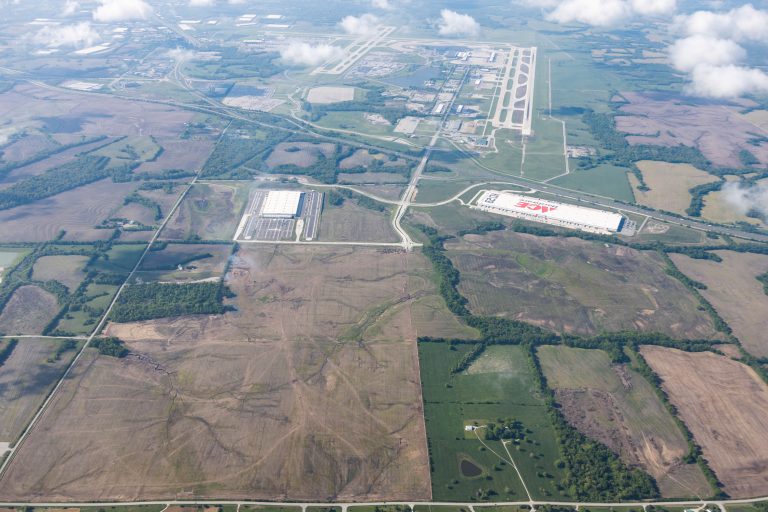 KCI 29 Logistics Park is conveniently located in the logistics epicenter of the United States with direct access to the Kansas City International Airport (KCI/MCI) Air Cargo Hub.