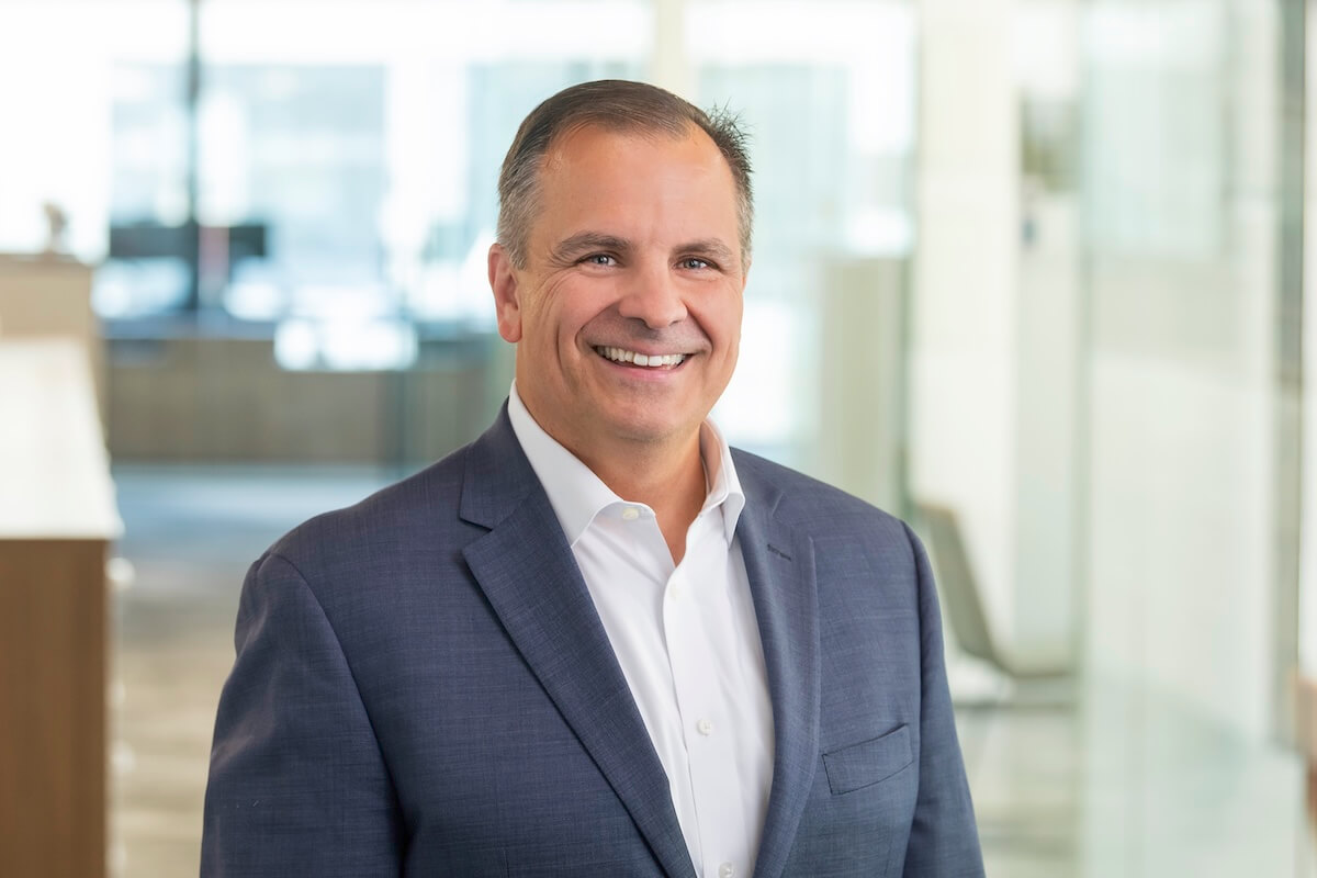 Senior Vice President Mike Bell leads Hunt Midwest’s commercial real estate division and is responsible for the overall growth and management of the company’s industrial leasing, property management, construction, data center, and development services.