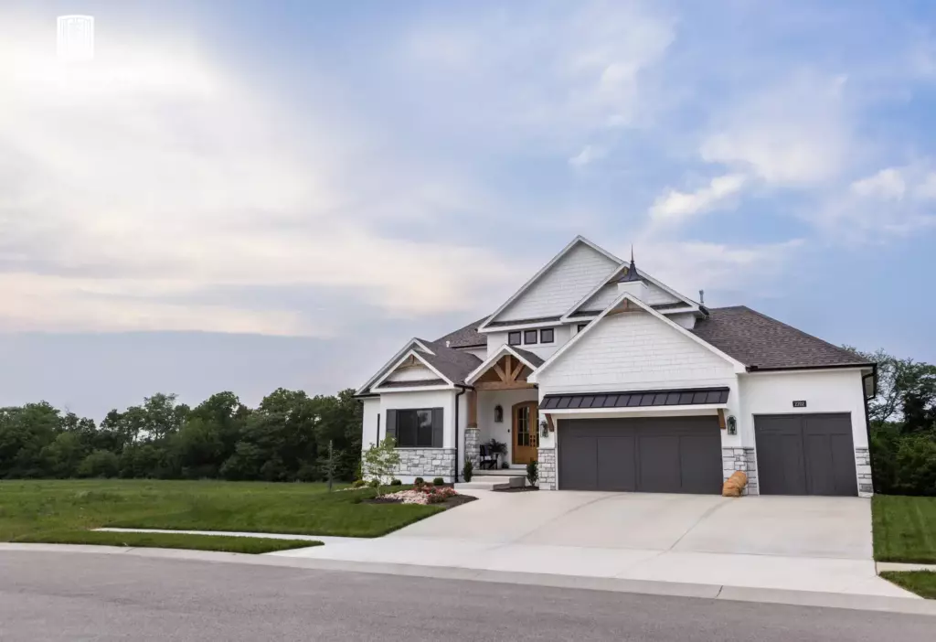 Hunt Midwest Master Planned Communities - Hook Farms