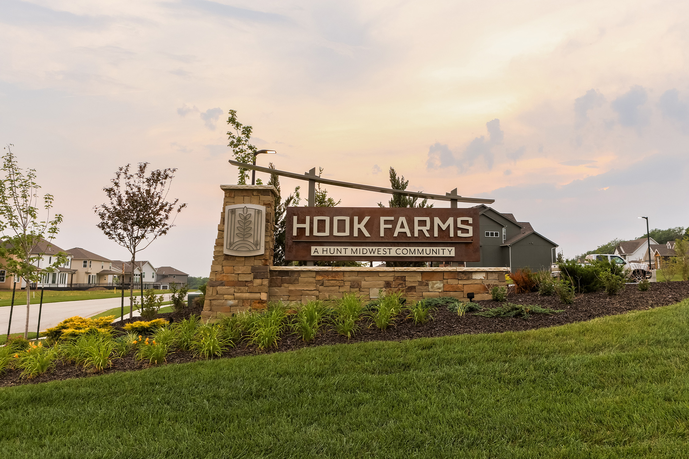 Hunt Midwest Master Planned Communities - Hook Farms