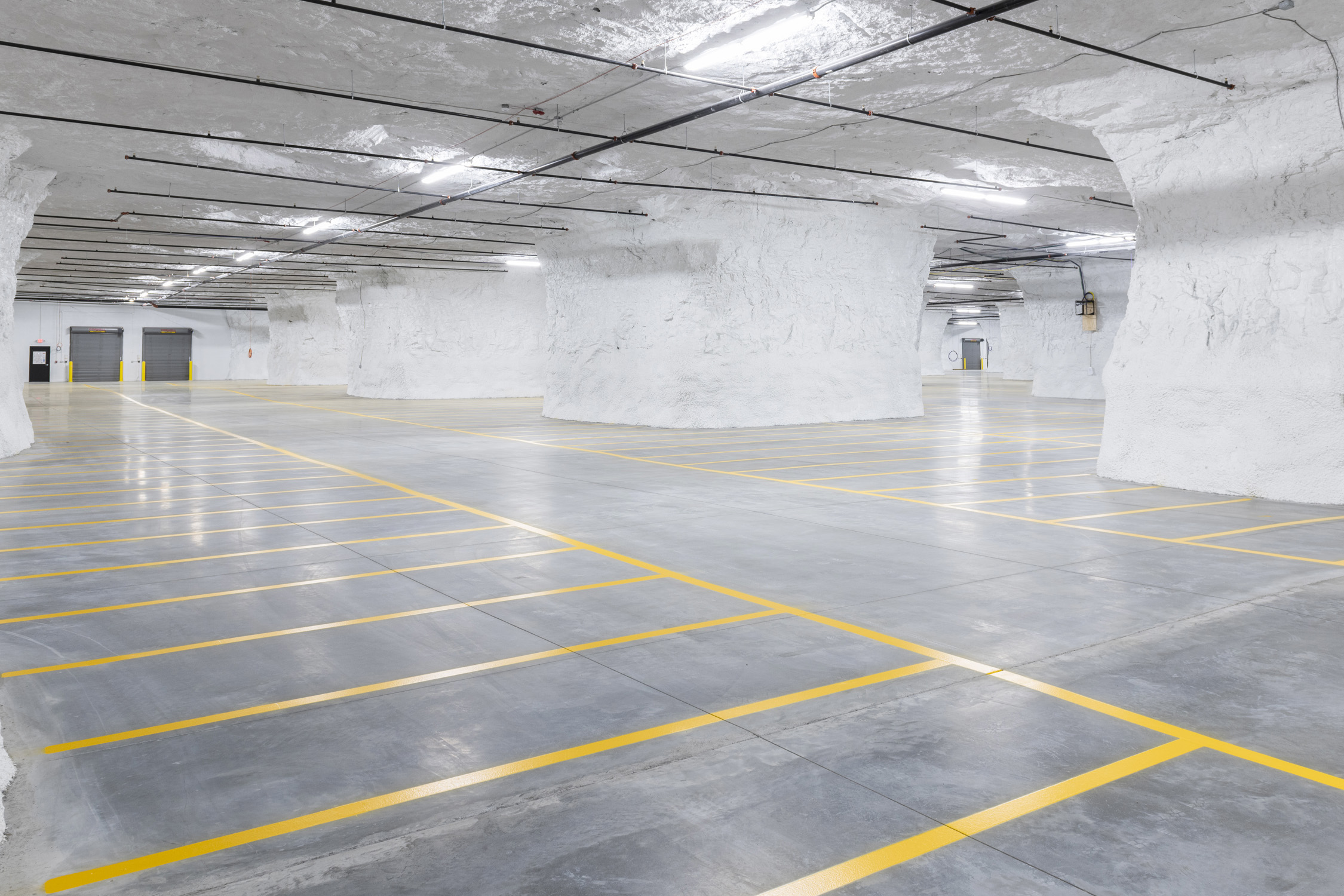 Available industrial space at SubTropolis — The world's largest underground business complex.®