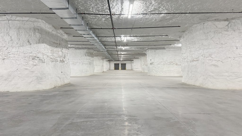 Available industrial space at SubTropolis — The world's largest underground business complex.®