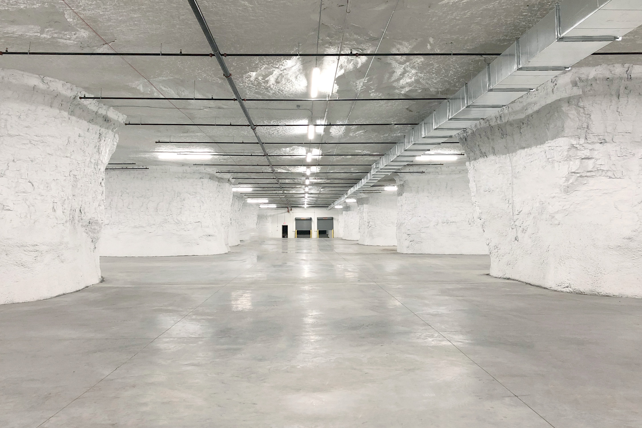 Available industrial space at SubTropolis — The world's largest underground business complex.®