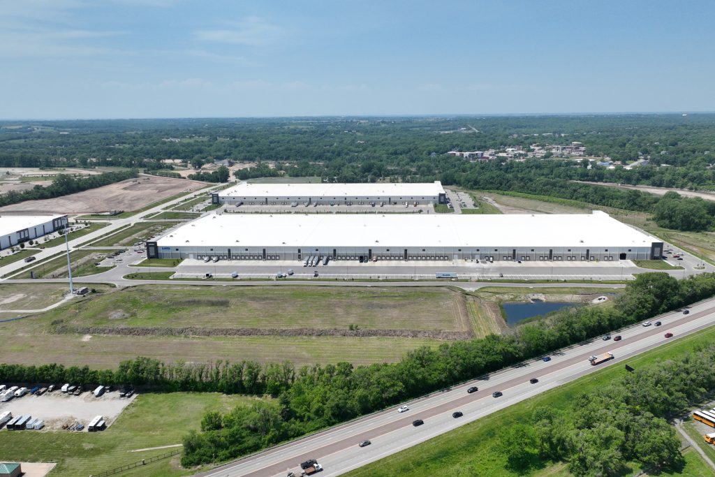 Heartland Logistics Park Building III - 335,674± SF of industrial space available for lease in Shawnee, Kansas